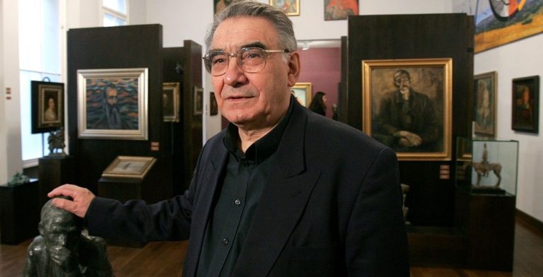 Все още се надявам, че светът е обречен да оцелее ~ Светлин РУСЕВ
