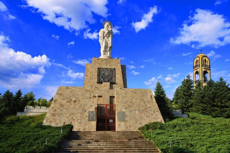 Добромир Банев, Мария Лалева и Христо Карастоянов гостуват на литературни дни „Южна пролет“ в Хасково