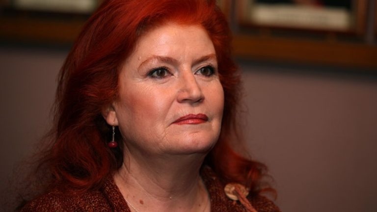 Валентина Радинска: А от думите капе дъжд, и покълва от тях светлина