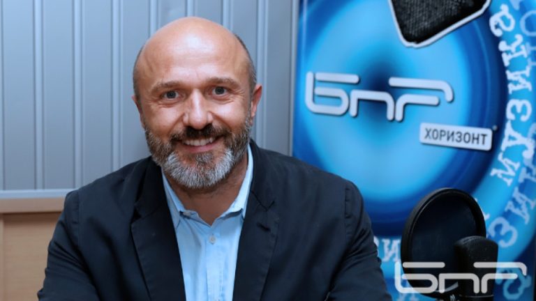 Чети, мислѝ, слушай и гледай – bulevardi.bg на Георги Тошев