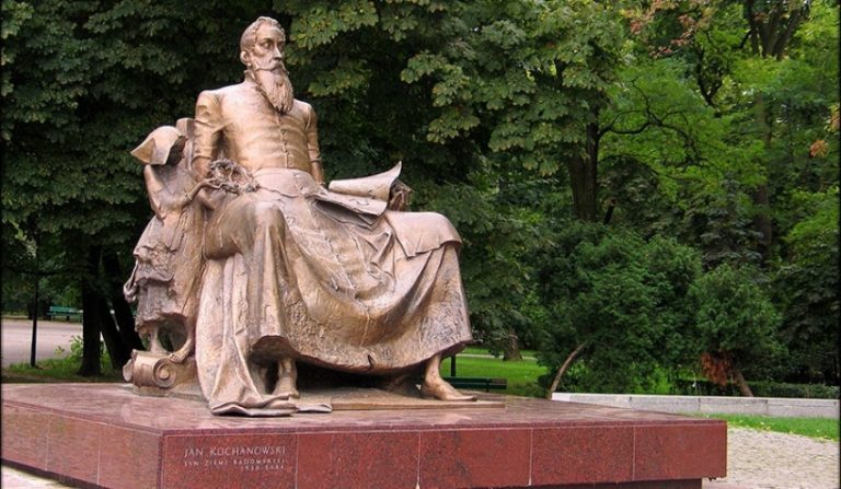 Горката старост, всеки я очаква, ала когато дойде, се оплаква… ~ Ян Кохановски
