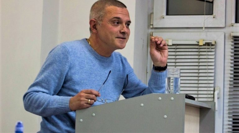 Антон Баев е носителят на голямата национална награда за поезия „Усин Керим“
