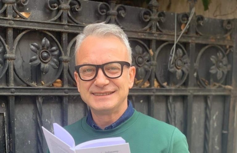 Целувайте, прегръщайте, правете любов!