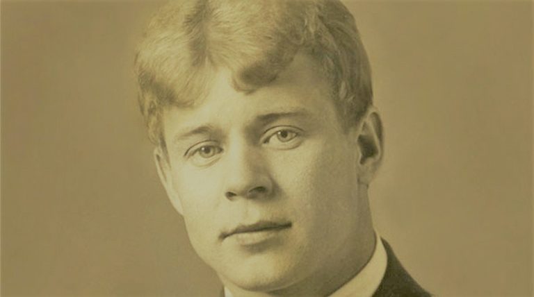 За вечното момче и великия мъдрец – Сергей Есенин