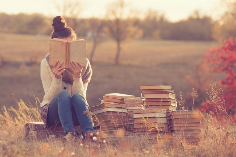 Уединението с книгите е по-добро от общуването с глупаци