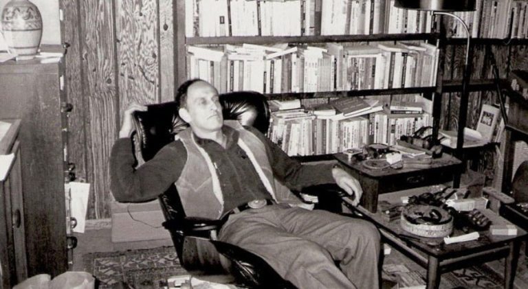 Роджър ЗЕЛАЗНИ: Искам да бъда стъпкан от слон, докато правя любов