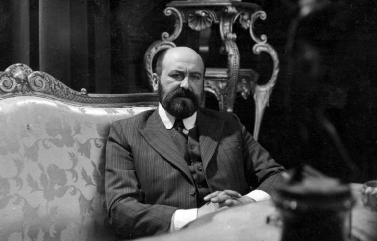 Борис Луканов: Всеки по някакъв начин търси път към образа, себе си и времето