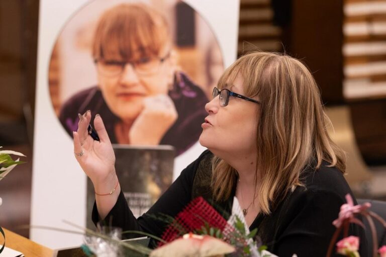 Маргарита Петкова и още 23-ма лауреати на почетния знак „Златно перо“