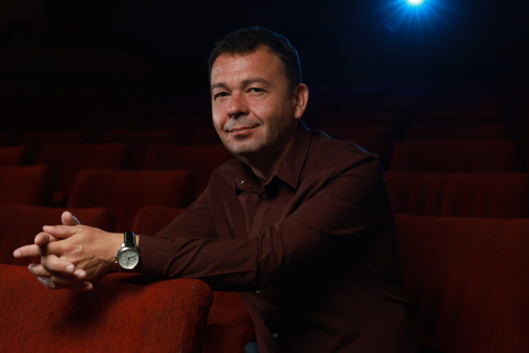 „Между два кадъра“ на Деян Статулов с премиера на 7 октомври
