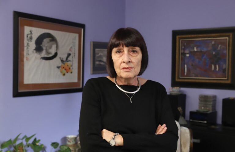 Десислава Минчева разкрива магията на Индия с изложба